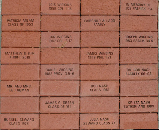 alumni-walk-0019-bricks